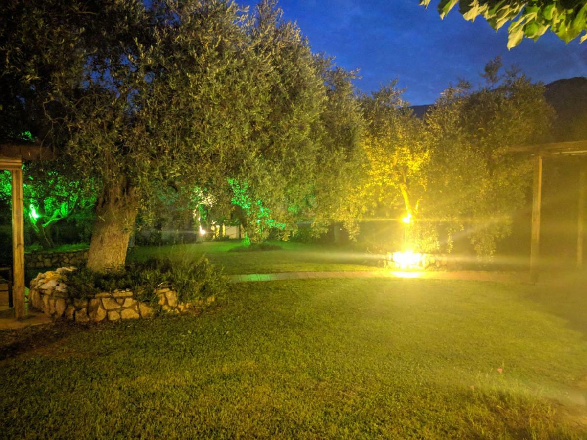 House Christie Villa Hriszí Amudiá Kültér fotó
